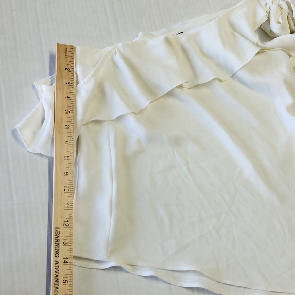Trina Turk Hot Springs Top XS White One Shoulder Bow Ruffle Asymmetrical USA - Picture 6 of 10